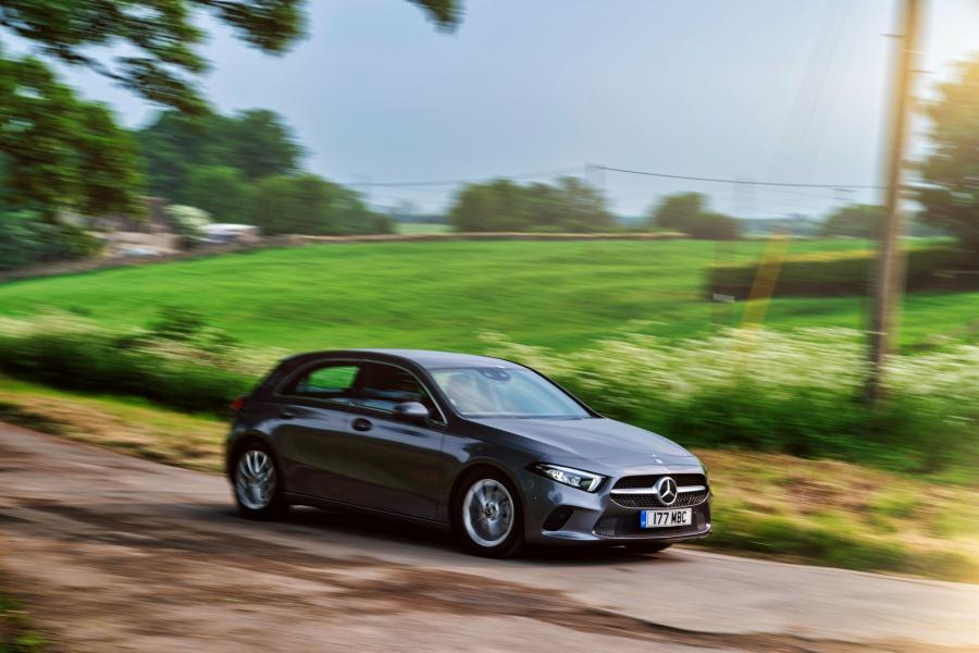  Mercedes-Benz A200 Sport (W177) 2018 года  (UK) (фото 34 из 40)
